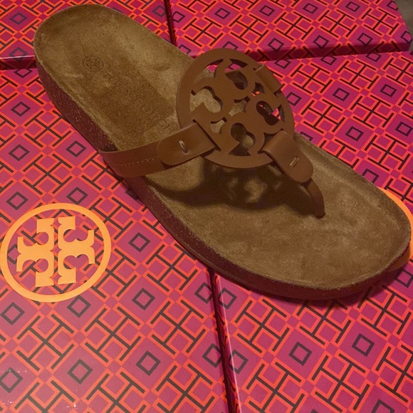 Tory Burch Miller Cloud sandals - Picture 4 of 10